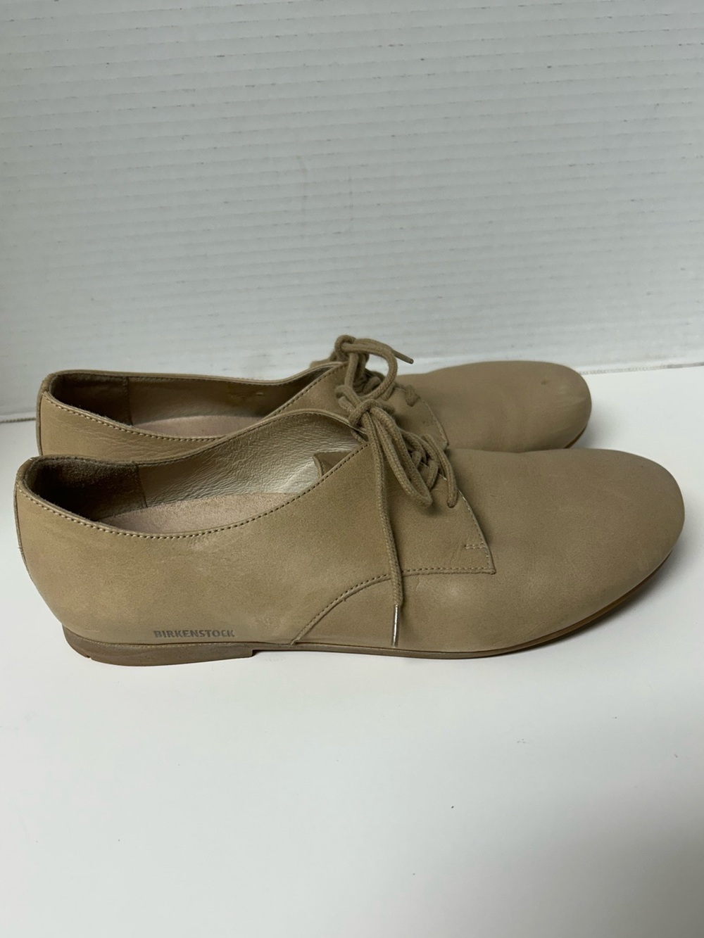 Birkenstock Women's Nude Leather Lace-Up Flats